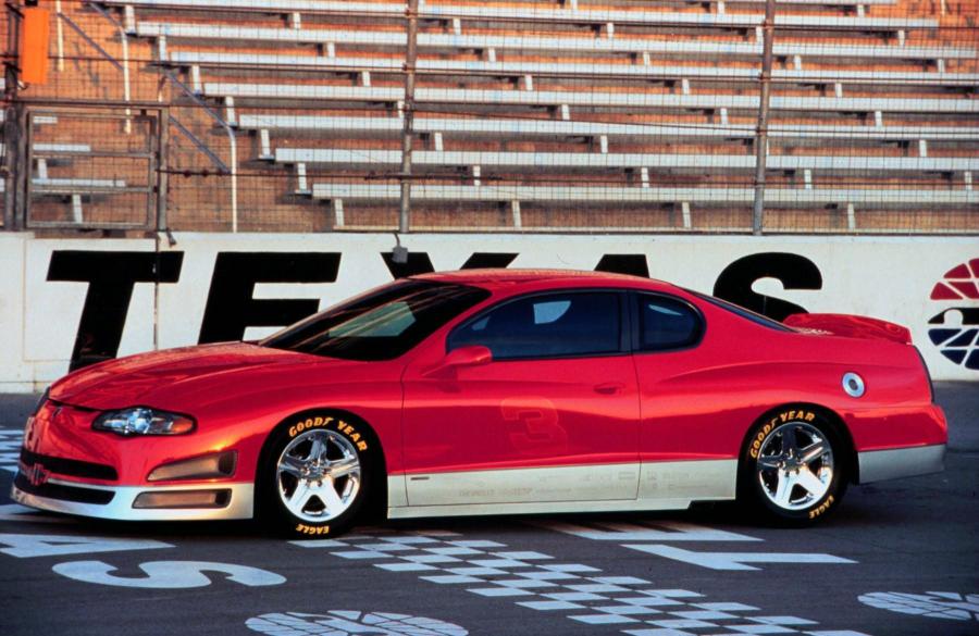  Chevrolet Intimidator Concept 1998 года  (фото 2 из 3)